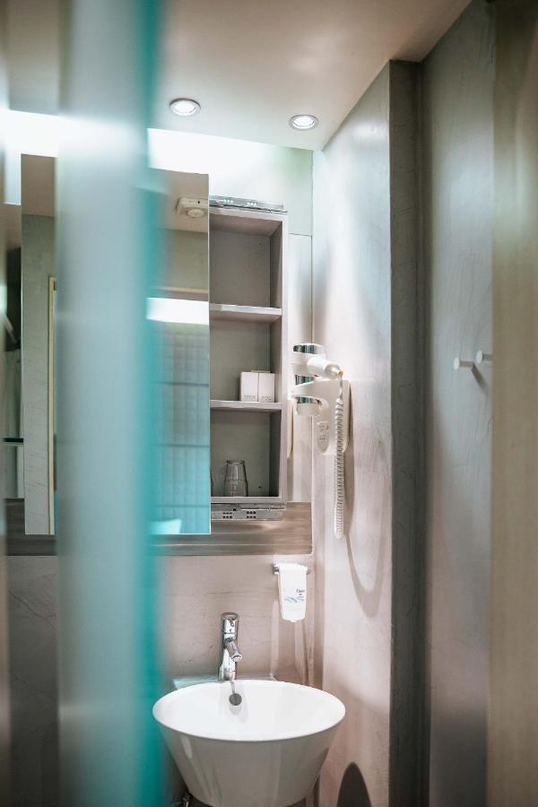 Triple Room,1273375087:JPEG