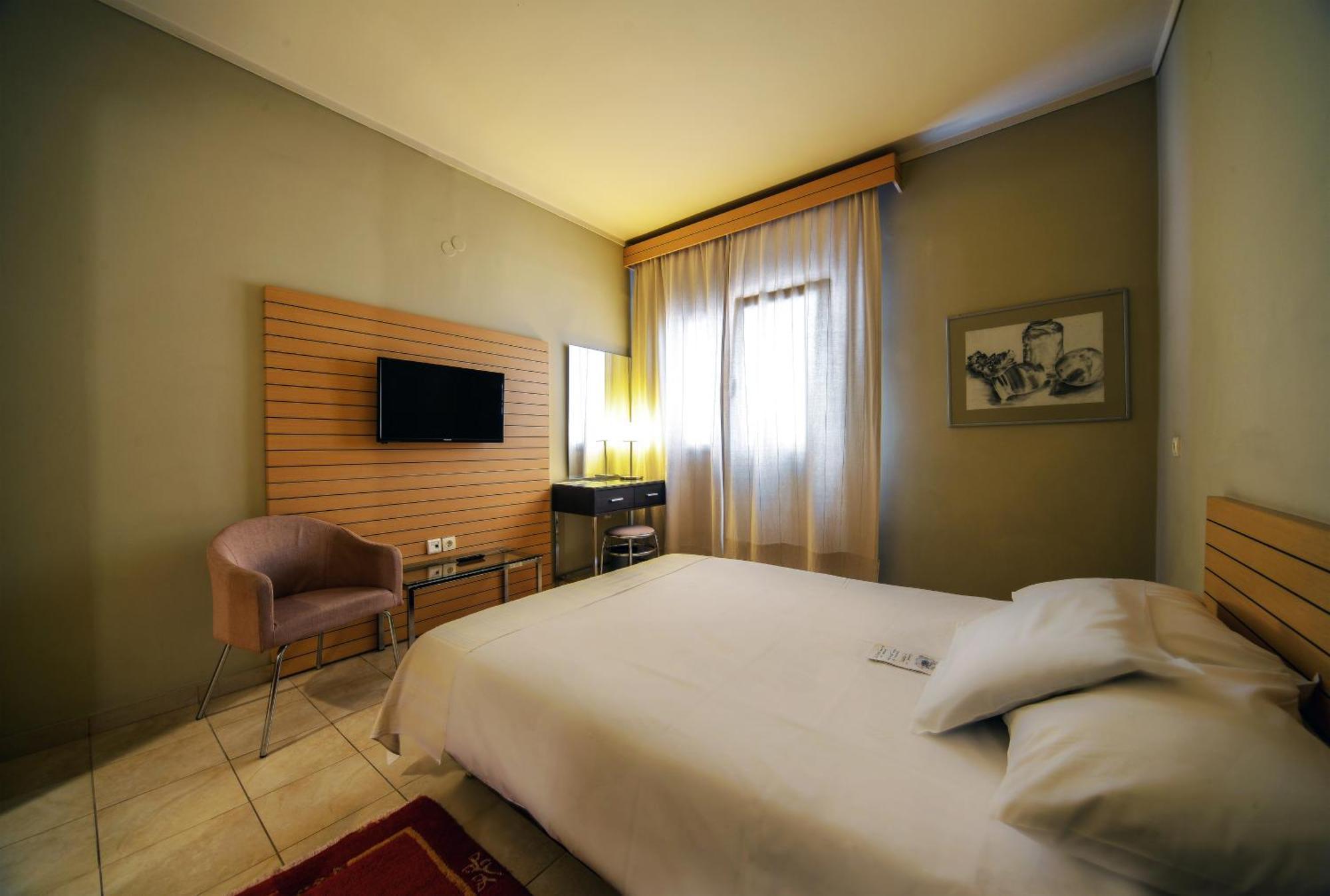 Habitación Doble Económica - Cama doble pequeña